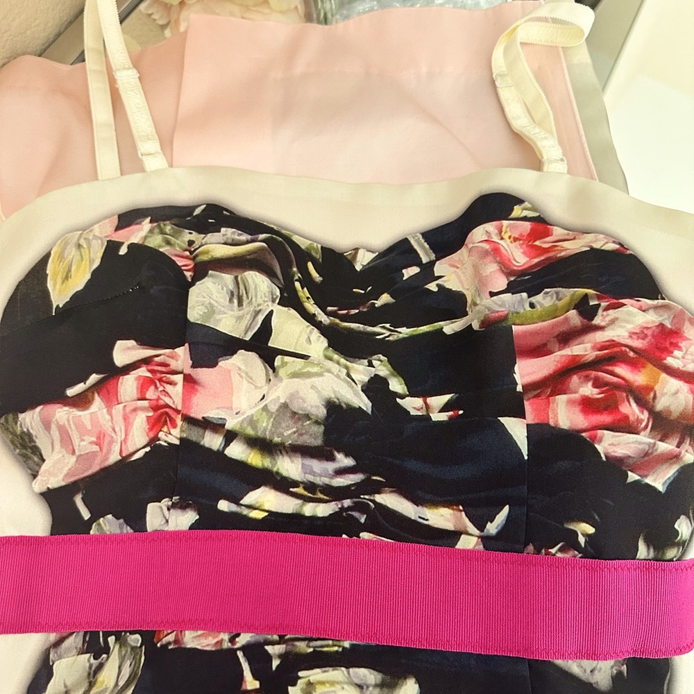 D&G dress size 38 ( US 0-2)